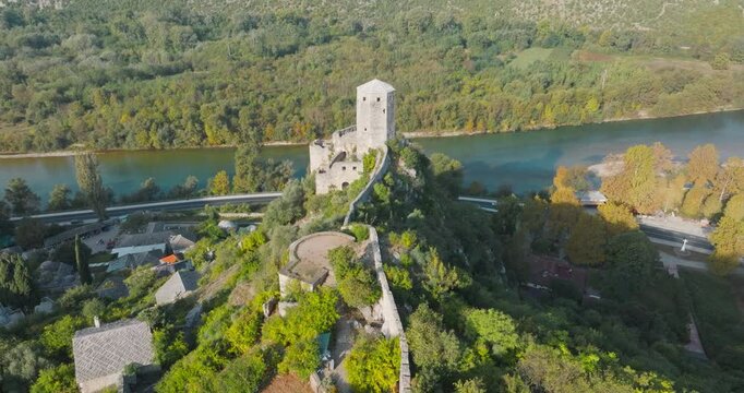 The Ottoman village of Po&ccedil;itel in Bosnia and Herzegovina draws attention with its historical texture. The drone turns from the castle towards the river and Şişman İbrahim Pasha mosque.
