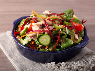 vegetable salad with mackerel