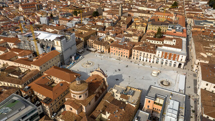 Fototapeta premium Aerial view of the Piazza del Duomo, also known as Piazza del Mercato. It is the largest and most important square in the historic center of L'Aquila, in Abruzzo, Italy.
