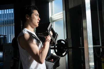 テストステロン補充療法の効果を探る｜筋肉増強外来の詳細を神田西口クリニックが説明！