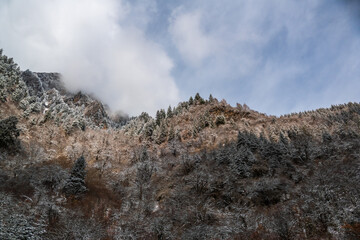 Bipenggou National Park in Sichuan China, is a natural reserve blessed with typical alpine views, including virgin forest, plateau lakes, glaciers, snow mountains, tinkling streams and waterfalls