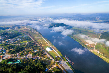 충남 부여군 부여읍 백마강의 여름
