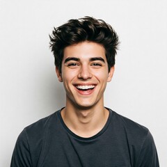 Obraz premium Photo Portrait of a Smiling Young Man Against a White Background