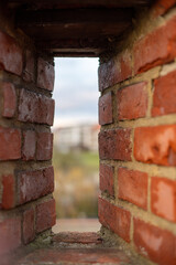 okna strzelnicze grubego muru obronnego © Henryk Niestrój