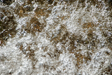 water flowing from sea