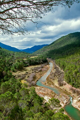 Río Guadalquivir en el parque natural de Cazorla, Segura y Las Villas.