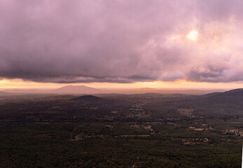 Amanhecer na cidade de Sa&uacute;de, Bahia, Brazil.