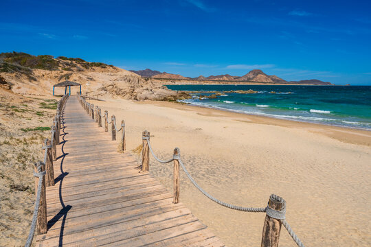 path to the beach, cabo pulmo, M&eacute;xico
