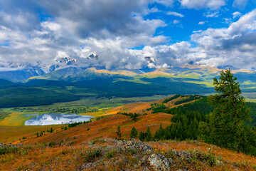 Fototapeta premium Stunning Altai mountains with lake Dzhangyskol reflections in Altay, Russia