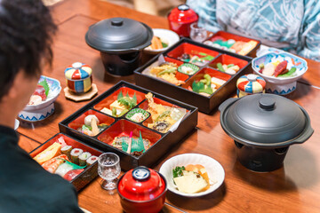 温泉旅館・旅館での食事・部屋食・夕食
