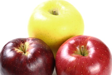 りんご三兄弟（秋映、シナノスイート、シナノゴールド）　クローズアップ