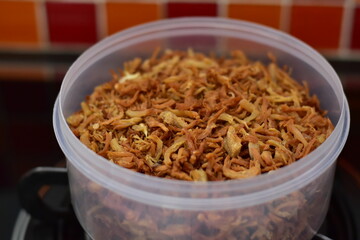 Serunding, dried meat floss made of beef or chicken, shredded chicken