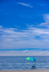 夏の海岸の風景-1