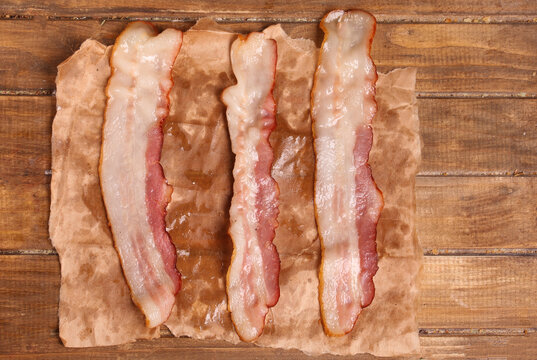 fried becon  on kraft paper