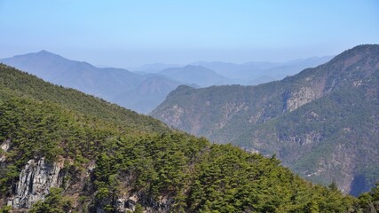 Fototapeta premium Beautiful mountain scenery of Korea