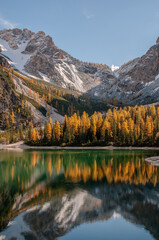 Pragser Wildsee (italienisch Lago di Braies) ist ein Bergsee im Pragser Tal in der Südtiroler Gemeinde Prags. Er liegt wenige Kilometer südlich des Hochpustertals zwischen Bruneck und Toblach 
