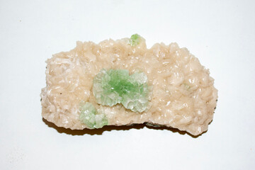 Mineral apofilita