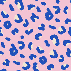 Abstract camouflage seamless pattern. Bold color leopard or ocelot print allover background. Jaguar fur continuous vector hand drawn ornament. Surface pattern design animalistic motif.