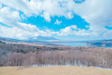 明神山パノラマ台から見る富士山と山中湖