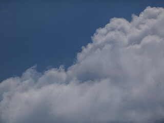 Obraz premium fluffy clouds in the sky