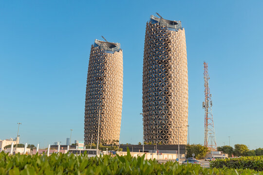 20 January 2025, Abu Dhabi, UAE: Two modern Al Bahar skyscrapers with geometric patterns on their facade inspired by traditional Arabic mashrabiya
