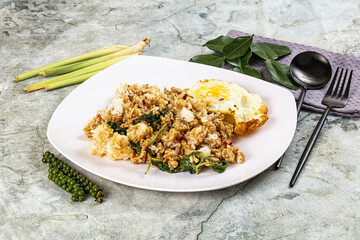 Rice with minced meat and basil