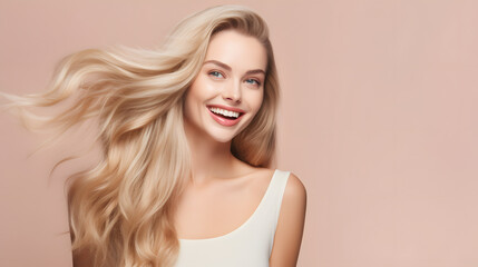 Naklejka premium A woman with long blonde hair is smiling