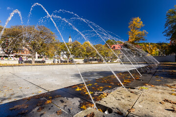 Fontanna w centrum Krynicy. © Jacek