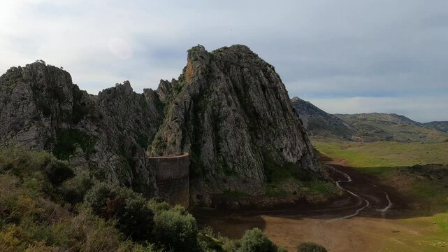 Hiking to Montejaque dam (Presa de Montejaque) and Hundidero cave (Cueva del Hundidero) in the province of Malaga, Andalusia, Spain