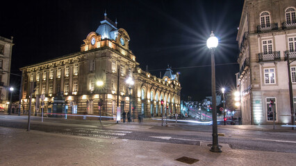 Naklejka premium The crossroads with the Sao Bento Railway Station timelapse hyperlapse.