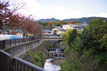 Ruas calmas e tradicionais do interior do Japão