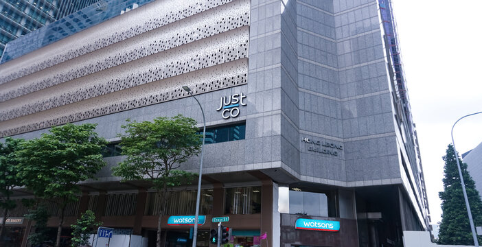 Singapore - January 20, 2025: Hong Leong Finance Building in Central Business District, Singapore.
