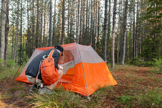 Camping tent