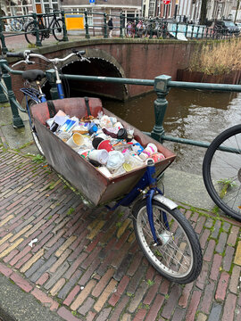 transporter bike with trash