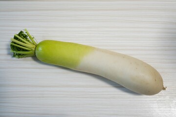 新鮮な青首大根