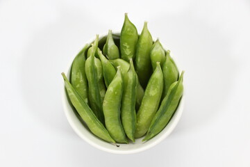 新鮮美味！ぷっくり実った、うすいえんどう