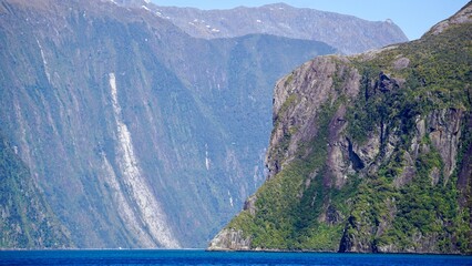 Milford Sound New Zealand mountains and valleys