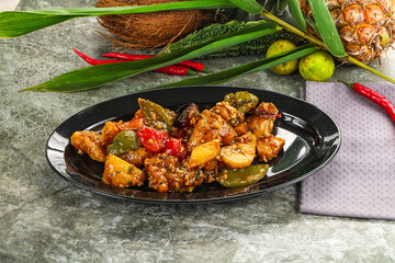 Potato with bell pepper and gravy