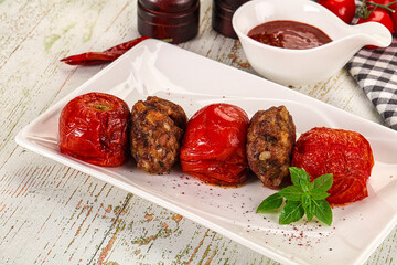 Turkish cuisine - Domatesli Kebab with tomato