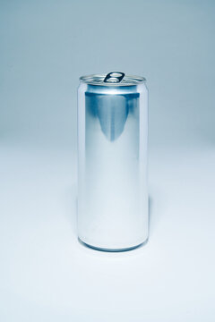  Minimalist Aluminum Can with Open Pull-Tab