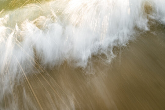 Abstract Motion of Breaking Wave