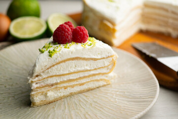 Mille Crepe Cake is a famous french recipe consisting on a cake made with layers crepes and cream.