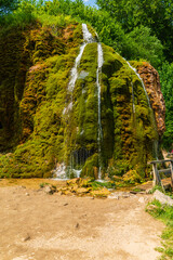 Eifel / Wachsender Wasserfall Dreimühlen bei Nohn