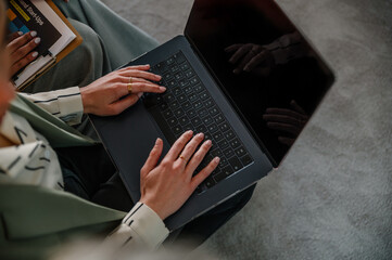 Collaborative work environment with laptop and document