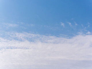 春の青空と白い雲15