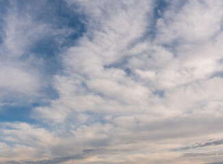 nuages gris
