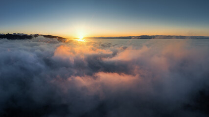 fog over the Liptovska Mara dam at sunrise © Jaro