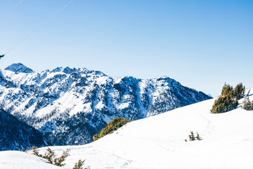Les Alpes du Sud sous la neige  