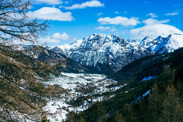 Les Alpes du Sud sous la neige  