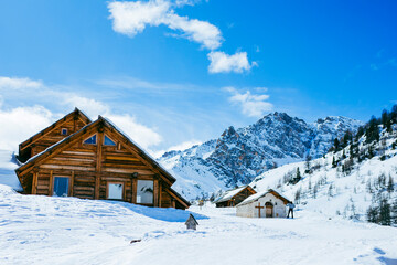 Les Alpes du Sud sous la neige  